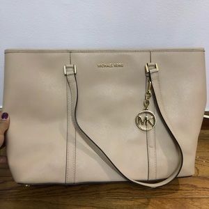 Michael kors tote bag